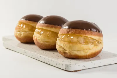 Bola de Berlim de Pêra Rocha e Chocolate